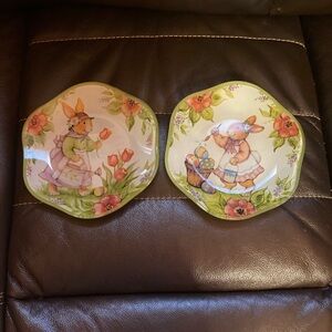 Easter Bunny Floral Plates